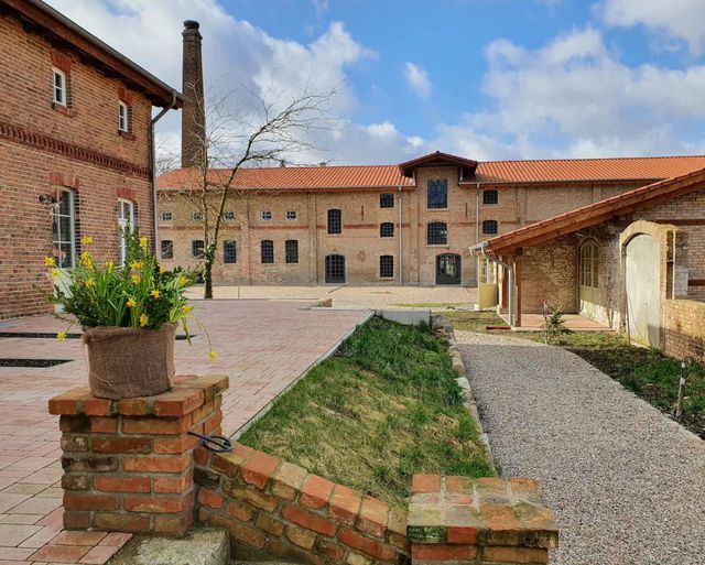 Abb. NEU 2025: Storchenhof Blumenow