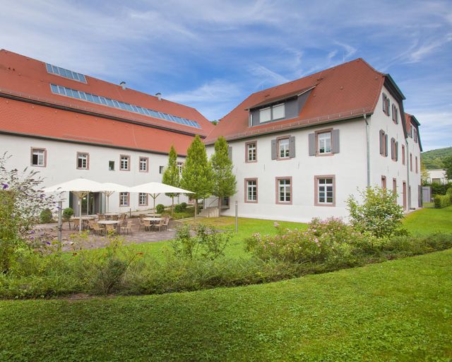 Abb. Tradition spüren, Zukunft gestalten