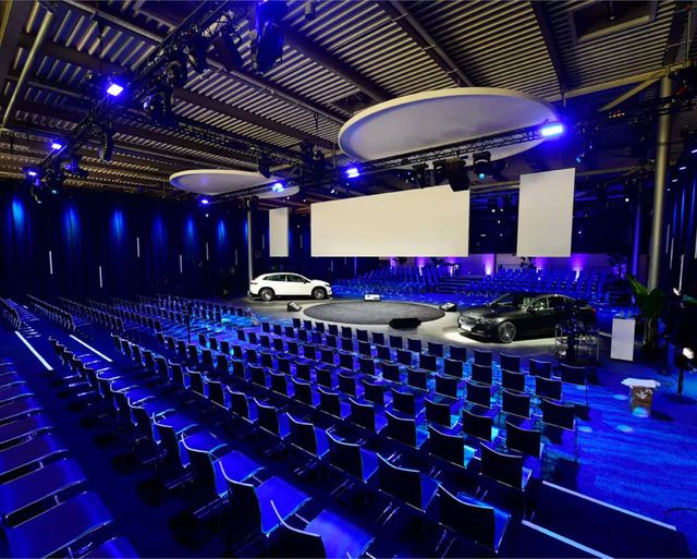 Abb. NEU 2025: Mercedes-Benz Kundencenter